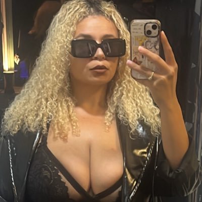 lexnonymous's profile picture. Passionate about The People, poetry, play, porn, philosophy, ‘n p-alliteration 🇺🇸 | 😇😈🔞 $lexget2work