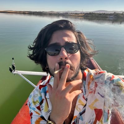 ardiscariot's profile picture. 