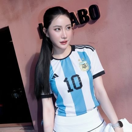 LumyDj's profile picture. Luna, I'm still waiting for you. 🌙
마기와 닮은 사람
Be Mine, GOT, River Plate❤️🤍, Riwon 💜, Fainaii ☁️, Gatita 🧡
ISFP-T y Sagitario ♐ Nac. en Rosario ~ Argentina