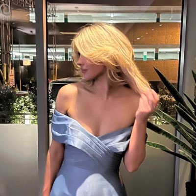 jessalinecaine's profile picture. Evil tory