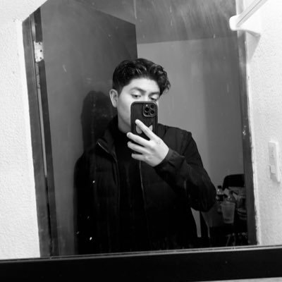 floresph10's profile picture. 