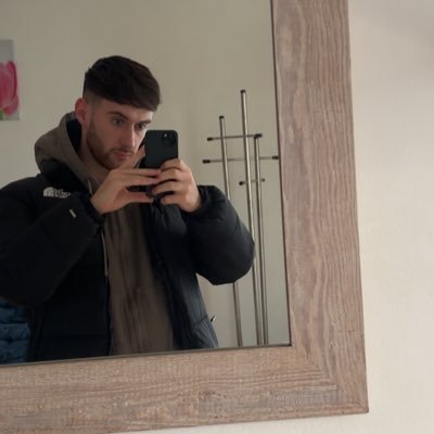 MasterJoe737's profile picture. 🏴󠁧󠁢󠁥󠁮󠁧󠁿| MASTER/SIR | SIZE 10 | 22 🥳| STRAIGHT | 6ft | CASH MASTER | APPROACH CORRECTLY💵 https://t.co/endin2sEYS