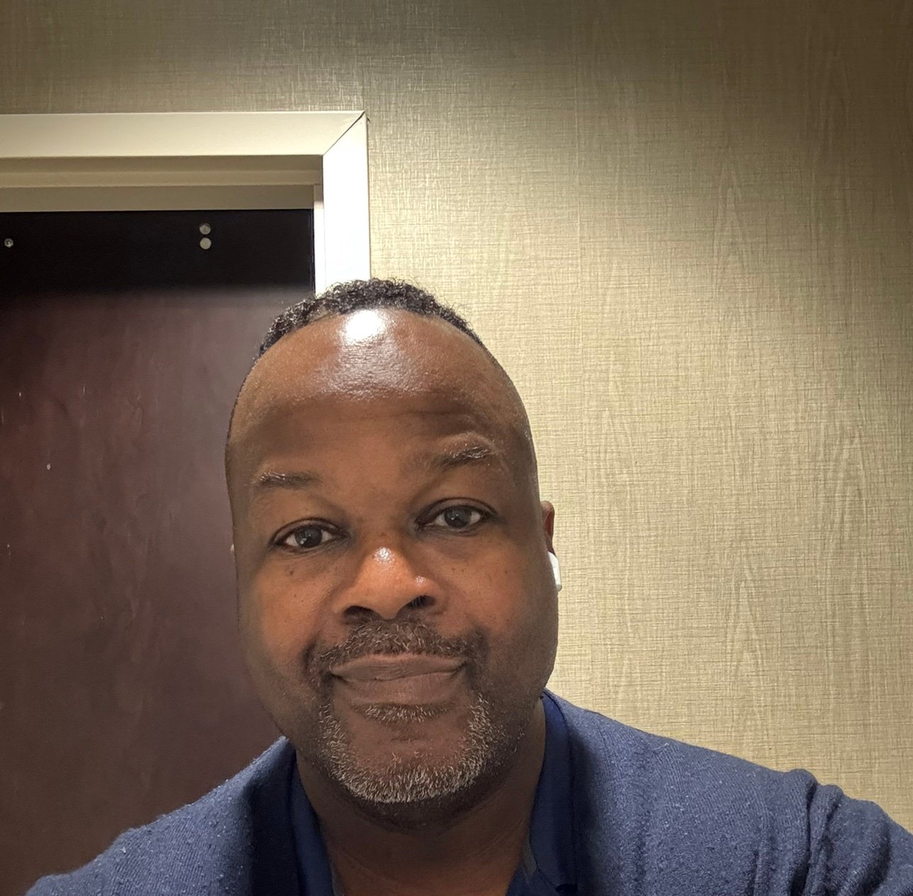 Earlmat34's profile picture. 