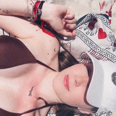 calmadaya's profile picture. pq tu é tu . 04:47