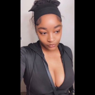 ZyJuicy_'s profile picture. #God1stALWAYS🙏🏽 #KKidsMom💙