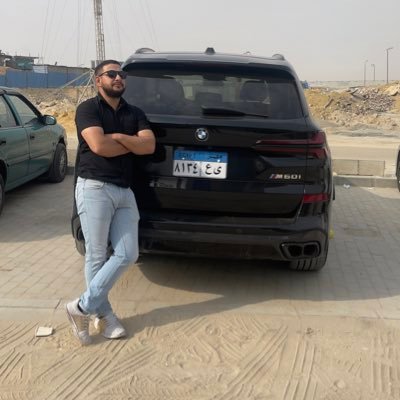 TaairKathwari's profile picture. Gnoma (🧙,🧙)