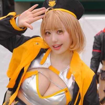 marronCosplay's profile picture. 𝕖𝕧𝕖𝕟𝕥𝕀𝕟𝕗𝕠📍11/24コスホリi04▶️12/28ﾀﾞﾌﾞﾙｸﾛｽ撮影会▶️12/30-31コミケ▶️1/11コスコン▶️1/18コミトレ。身長163㌢。お仕事はDMまで。撮影会とかフェチ👉 @cosplay_marronY もっと🩷⬇️