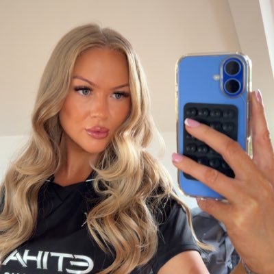 Holmcfc's profile picture. 25