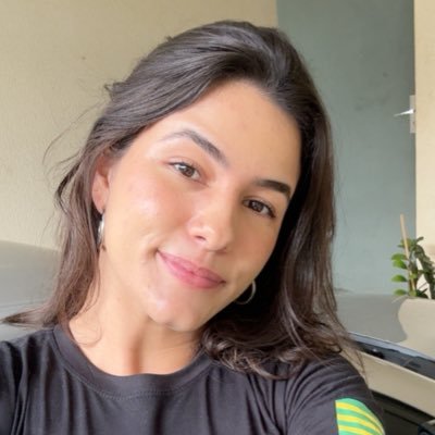 martinscarla's profile picture. concurso, polícia, lgbt, amenidades e gatos. insta: alem.da.farda