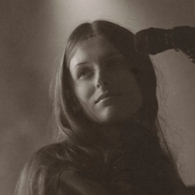 monamourdelrey's profile picture. Every drop of blood is love I don’t get back.ೃ࿔