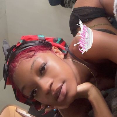 BabyTalksDirty's profile picture. Chapter 21‼️Yo Fav MILF🙈
Just a pretty lil goddess doing her thing 😊
I'm available for meetups and FaceTime calls🙈