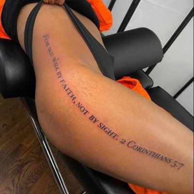 _mimii__b's profile picture. 🎁Gift boxes 🎁FRAMES & FRAMELESS 🖼️ CUSTOMIZED GIFT ITEMS 🎈