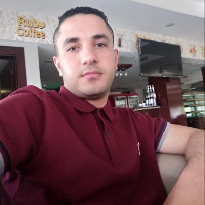 us18800's profile picture. كُل ما تعطل أديها واحده شاي بالنعناع.