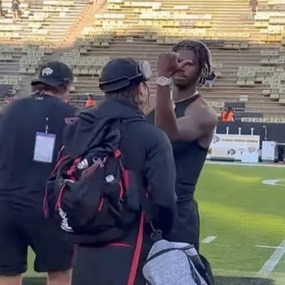 SlapsandSlams's profile picture. Music 🎵 Sports 🏈 🏀 Inspiration💥 | #SlapsAndSlams