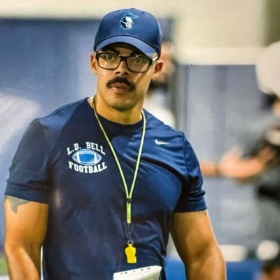 CoachHarris_LDB's profile picture. Army Infantry Veteran/🏈 Coach LD Bell HS