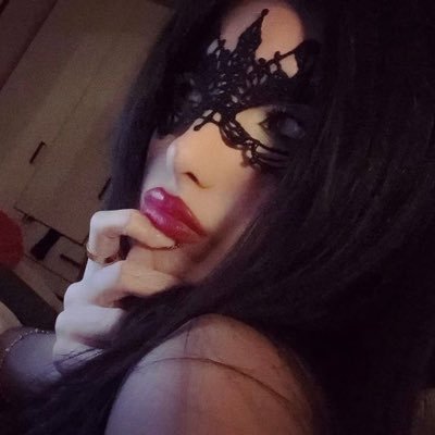 mimiallll's profile picture. 