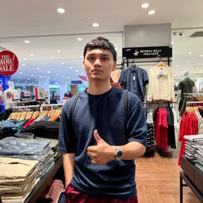 _ahmdaizat's profile picture. 