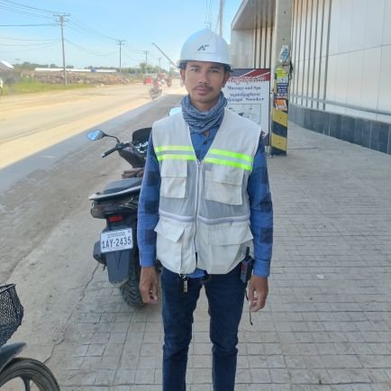 pouuoy91044's profile picture. Creator