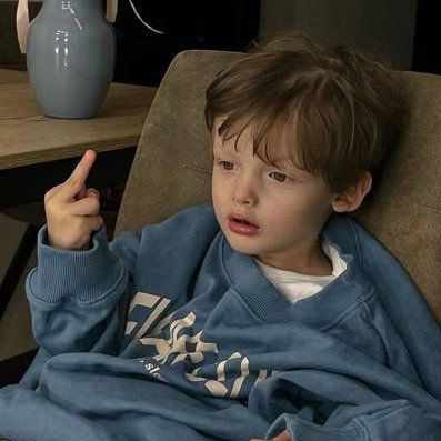 whcrkxdk13628's profile picture. 128번째 쫒겨나고 또 쫒겨나ㄱ