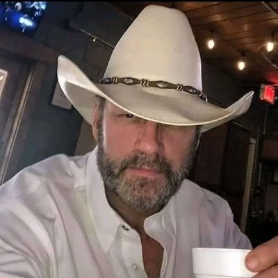 Isaacthompson61's profile picture. One of my favorite things about God is that nothing ever surprises Him. No matter how crazy life gets, He’s still in control and that gives me peace.