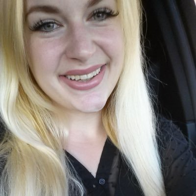 aluchinie's profile picture. 