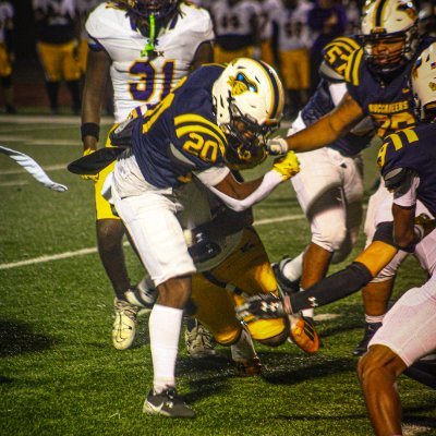 AnthonySharpJr's profile picture. 2 yrs left & a red shirt
NCAA:2511772592
LV  📍
Currently no phone: anthonysharpleejr@gmail.com
5'8 170lbs 4.65 40 330 front squat 450 back squat
 Runningback @