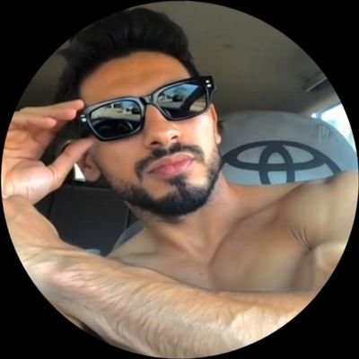 itzThewolf's profile picture. Be a leader, history does not remember soldiers🫡