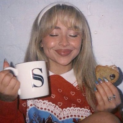 yankspilled's profile picture. cutwaters at 161st st yankee stadium