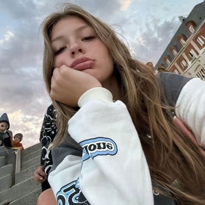 ntlju's profile picture. mari