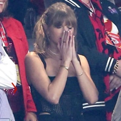 10BandzHQ's profile picture. Streets is talkin', fillin' the planks with coffins