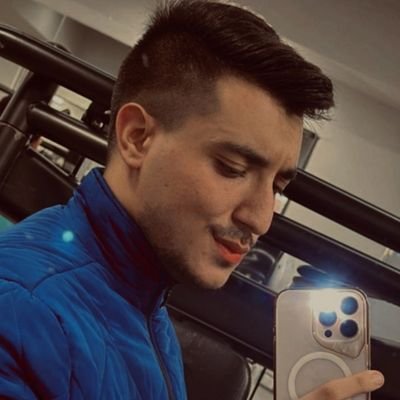 AhmedFawzy242's profile picture. •FS||MU||.                                                               
                A🤍