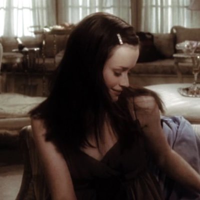 brinaswrnings's profile picture. #1 mirrorball stan
minor | buffys notice x1
