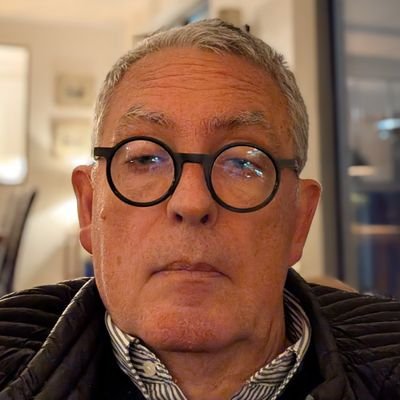 XM53340's profile picture. Médecin
#Mayenne
Papa d'une jeune femme handicapée