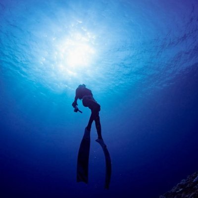 tuyvsyopjh's profile picture. The Gothenburg Archipelago taught me that peace isn’t found by chance—it’s created by choosing what truly matters🌊