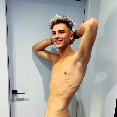 Jack___Scott's profile picture. 18 yo 🤟🏼 Skinny collage student🧑🏼‍⚕️with big cock 9.5 inches and huge balls 🍆🏀
WELCOME ON MY ✨EXCLUSIVE✨ PAGE!🤗🥰