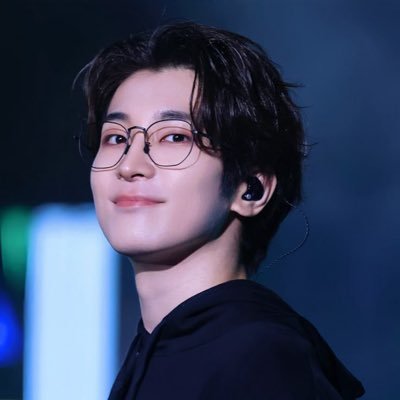 mikbrrr's profile picture. 2nd account. Rebranding lols, previous followres pls unfollow me.

If you're a carat, pls follow @ohlalapau2