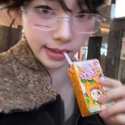 lets_chillin's profile picture. 我是00 祝你天天开心｜不接推广