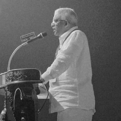 njaanabhi's profile picture. | ☭ ✊🏿ഇടതിന്റെ രാഷ്ട്രീയം ✊🏿☭ |