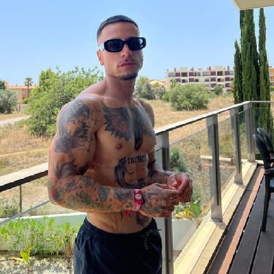 enzovezk's profile picture. independiente y el pity son lo que yo tengo como religión.