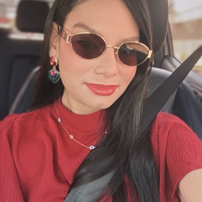 caroliimr's profile picture. ☼ finding balance 🤍☯️♎️ .