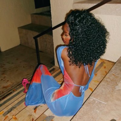 milkpeel's profile picture. 