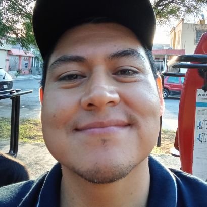 MijailCuevas's profile picture. Amor fati 🍃