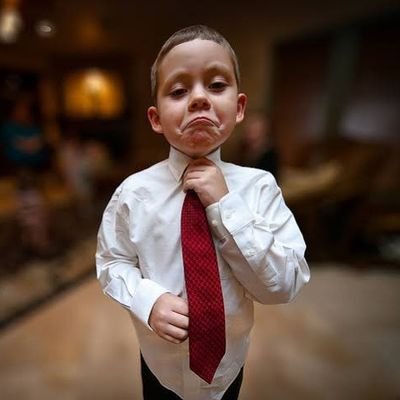 Mrdayo010's profile picture. Life:-10 V Me;-0 currently.||Sales & Marketing||Land/Properties||Pol-Sci ||Art||Reading||Soul Music 🎶 

(Romans 8:18)

God Over Everything 🙏🏽