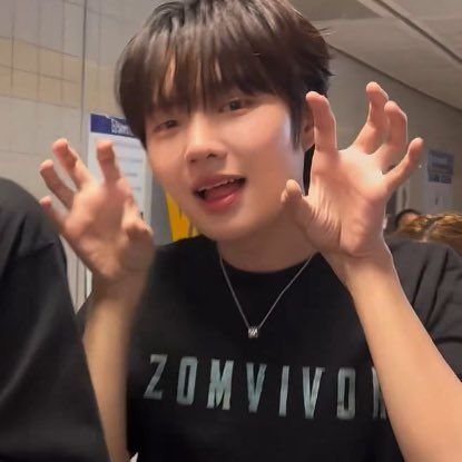 igot_chogot14's profile picture. the owner likes to suddenly go crazy🧨