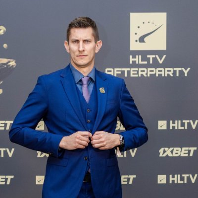 ProfVlado's profile picture. A righteous misanthrope. A disappointed optimist. An incurable romantic. Cursed by wisdom. Biodegradable.