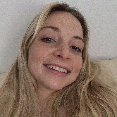 UrFave_Claire's profile picture. Serving up chill content and good energy every day. Gym girl but I love a good spaguetti and meatballs
Follow me and join my BIO ⬇️⬇️