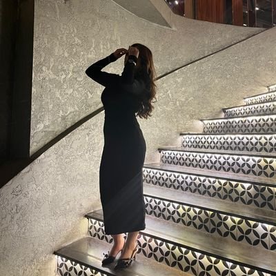 zeynyozyurek's profile picture. psikoloğa gidemediğim için burayı kullanıyorum