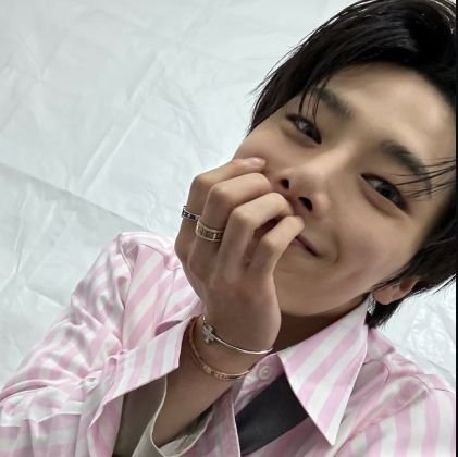 Lxnevaxq's profile picture. Cuando vuelve TFN?