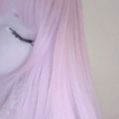 poobadoobee's profile picture. #shedtwt 🐾ྀི