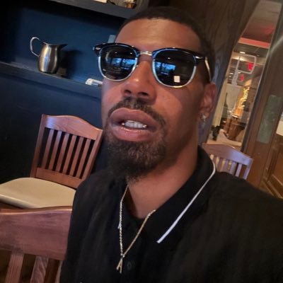 SRTFlare's profile picture. Owner of Laflare Lane ⚠️ I talk a lot of shit on here 🤷🏾‍♂️ R.I.H Ernest x Kylen x Keith x Kenyon #24PGM #RoadRunner 💎
